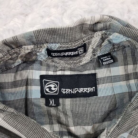 Ocean Current size XL blue and grey plaid snap button short sleeve shirt - Picture 3 of 7